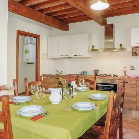 Сasa de vacaciones Casa Ersi *